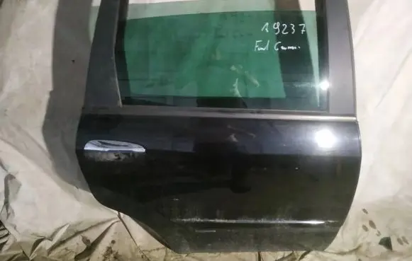 Fiat Croma Rear door juodos