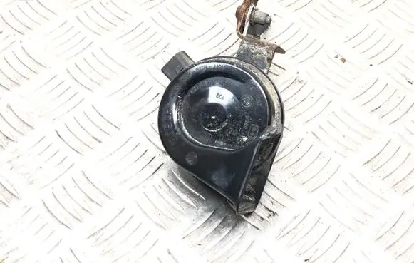 BMW 5 E39 Horn signal E9011157 703881157 CH2143