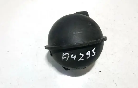 Volkswagen PASSAT B5 Vacuum air tank 054129808