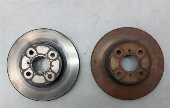 Toyota Prius (XW30) Front brake disc