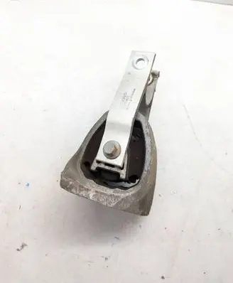 Volvo XC90 Engine mount bracket 31339951 31339953