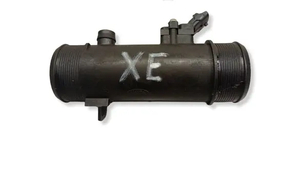 Jaguar XE Intercooler hose/pipe FPLA6K683 6671021