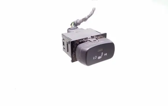 SsangYong Korando Seat heating switch 202008972