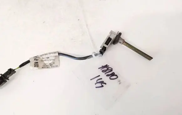 Volkswagen Touareg I Interior temperature sensor 4b0820539