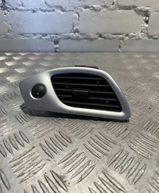 Renault Scenic III - Grand scenic III Dashboard side air vent grill/cover trim 1012124