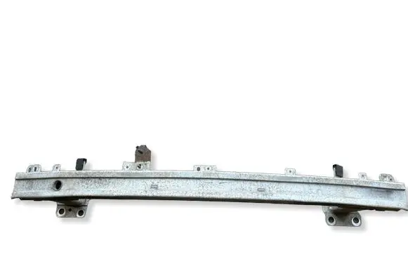 Renault Megane III Front bumper cross member 