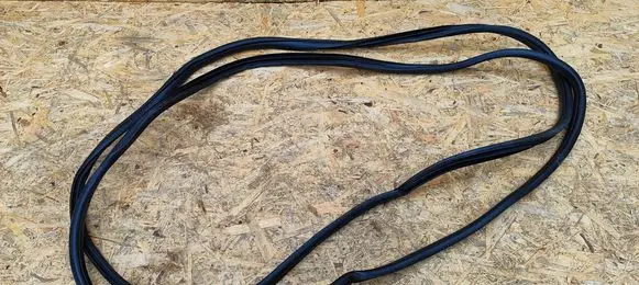 Hyundai Bayon Rear door rubber seal (on body) 