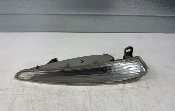 Citroen DS5 Front indicator light 9687188680