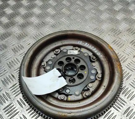 Volkswagen Golf VI Flywheel 04L105266D