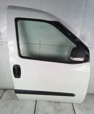 Opel Combo D Front door