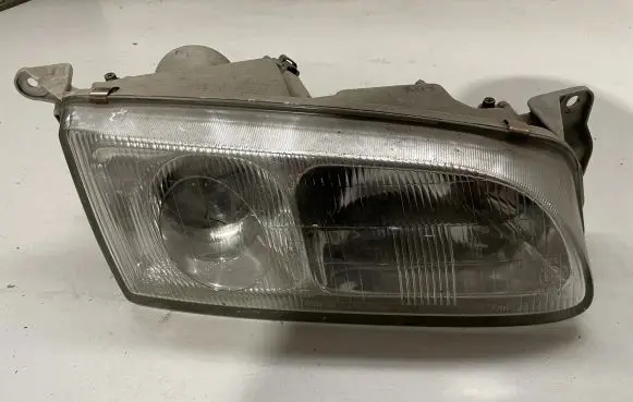 Mazda 626 Headlight/headlamp