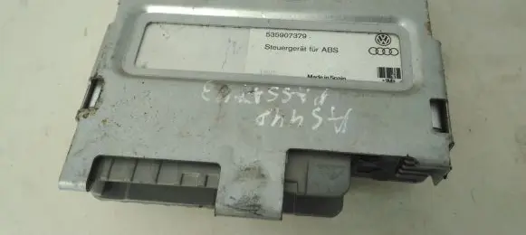 Volkswagen PASSAT B3 ABS control unit/module 535907379