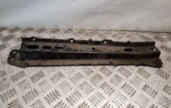 Toyota Auris E180 Radiator support slam panel bracket