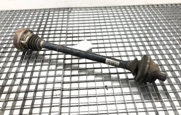Rear driveshaft