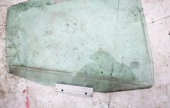 Volvo S60 Rear door window glass AS2