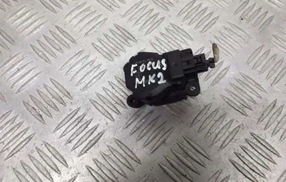 Ford Focus Central body control module 3M5H-19E616-AB