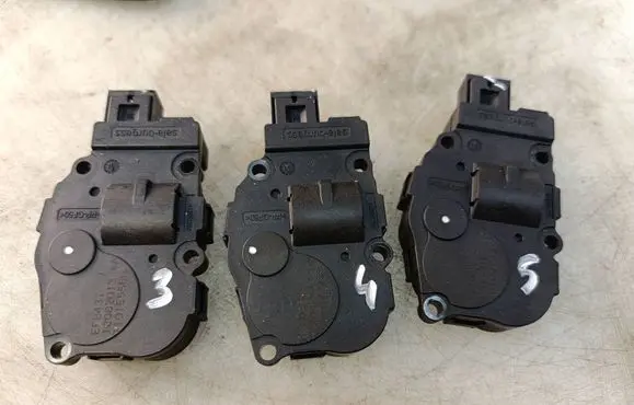 BMW 4 F32 F33 Air flap motor/actuator EFB431 12082013 T1015556H