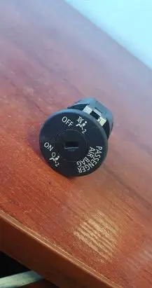 Passenger airbag on/off switch