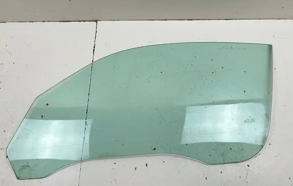Porsche 911 996 Front door window/glass (coupe) 