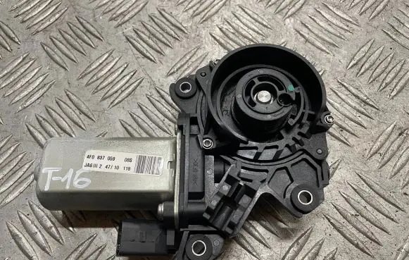 Audi A8 S8 D4 4H Front door soft close latching motor 4F0837059