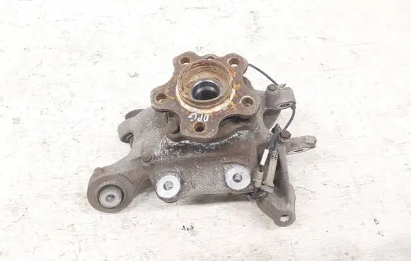 BMW 5 G30 G31 G38 Rear wheel hub spindle/knuckle 6866338