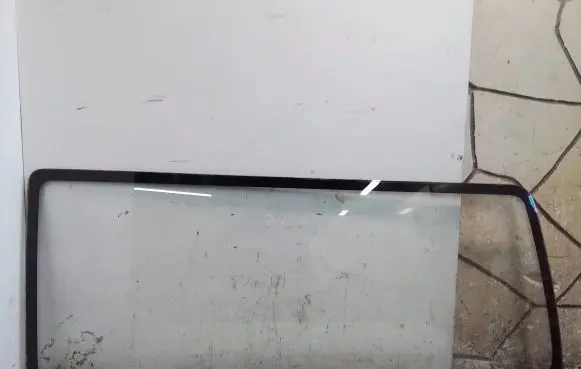 Volkswagen Transporter - Caravelle T4 Rear side window 43R001025