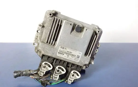 Ford Focus Engine control unit/module ECU 4M51-12A650-KF