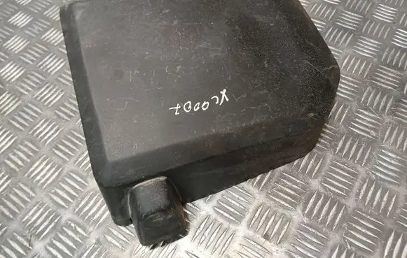 Volvo XC90 Air filter box cover 30680265 BP8DB