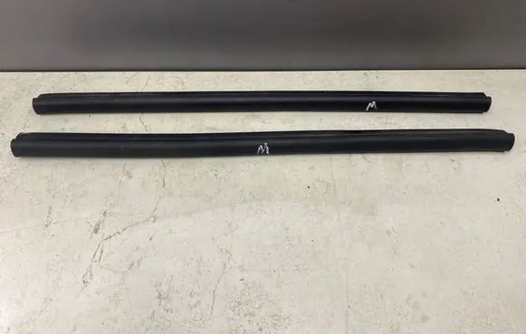 BMW 5 E60 E61 Engine compartment rubber 