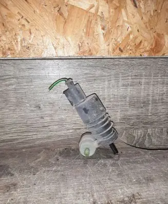 Audi A3 S3 8L Windscreen/windshield washer pump