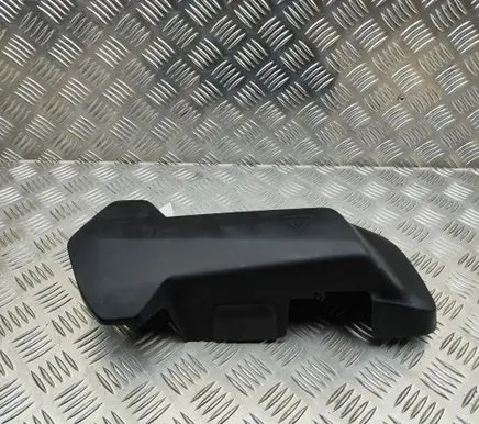BMW X5 G05 Fuse box cover 8654216