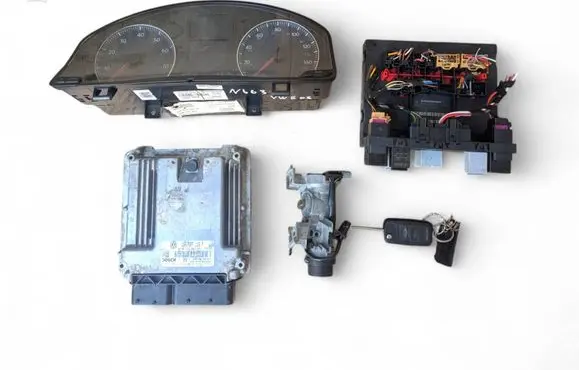 Engine ECU kit and lock set