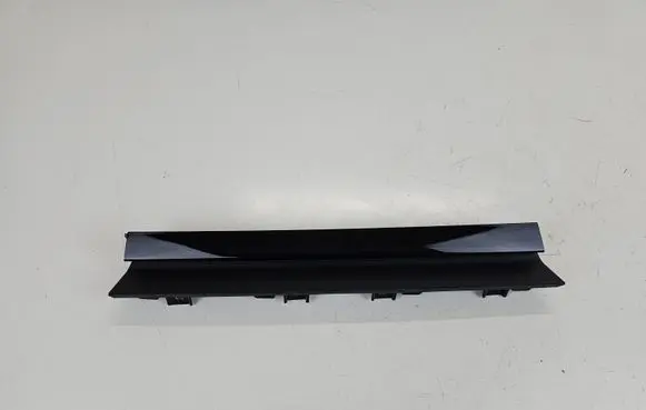 Land Rover Evoque II Panel trim K8d2044b78a