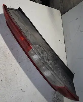Ford C-MAX I Rear/tail lights 3M5113N411AA