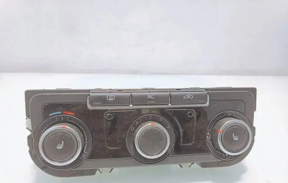 Volkswagen PASSAT B7 Climate control unit 7N0907426L 5HB00975151