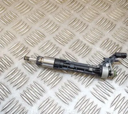 Audi Q5 SQ5 Fuel injector