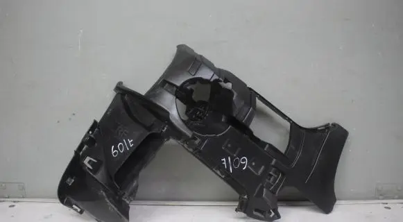 BMW X1 F48 F49 Front bumper mounting bracket