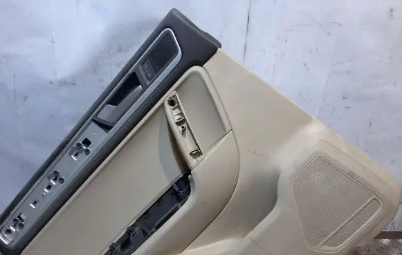 Volkswagen Touareg II Rear door card panel trim 7P6867211AG 7P6867211
