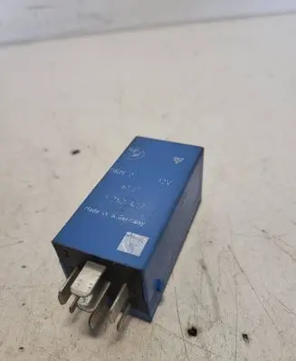 BMW 5 E39 Other relay 1383417