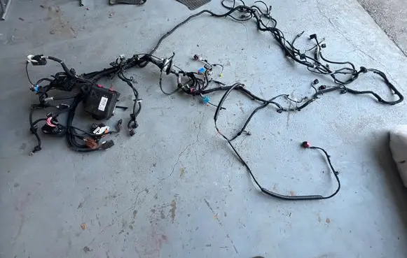 Opel Mokka B Engine installation wiring loom 