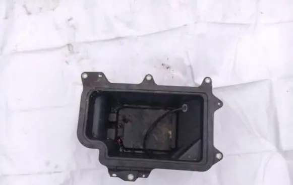 Ford C-MAX II Battery box tray fv61r10748a fv61-r10748-a