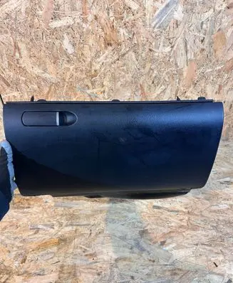 Audi A4 S4 B7 8E 8H Glove box