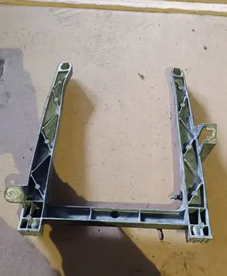 Mercedes-Benz E W211 Dashboard cross member/frame bar A2116200786