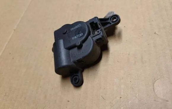 Chrysler LHS Air flap motor/actuator 984ABD 0400D 58024E