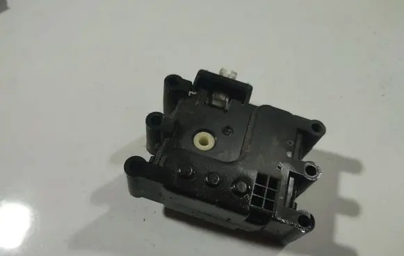 Mazda 5 Air flap motor/actuator
