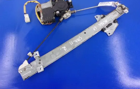 Mitsubishi Galant Front door window regulator with motor