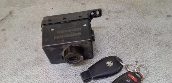 Volkswagen Routan Ignition lock P68066729AC