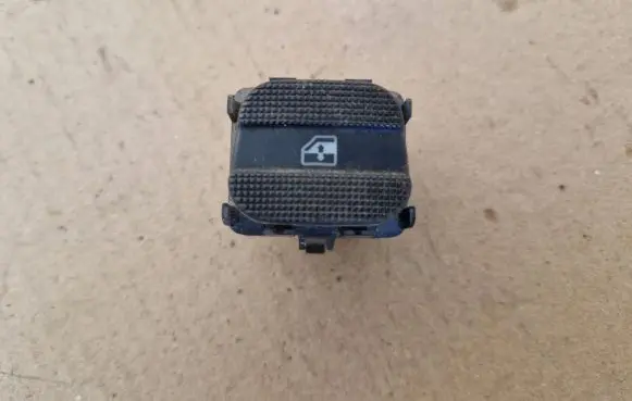 Volkswagen PASSAT B4 Electric window control switch 3A0959855B