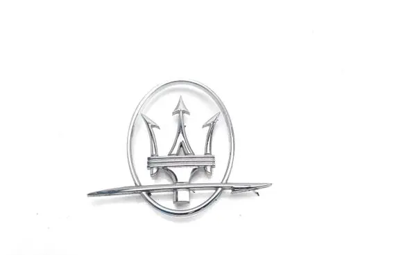 Maserati Ghibli Fender model badge letters 