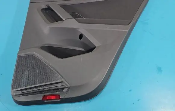 Volkswagen Tiguan Coupe rear side trim panel IMPRK1553137